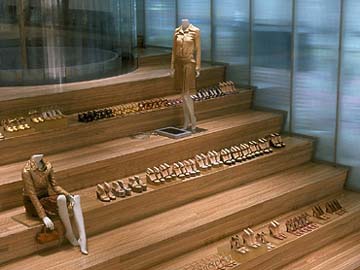 retail display stairs
